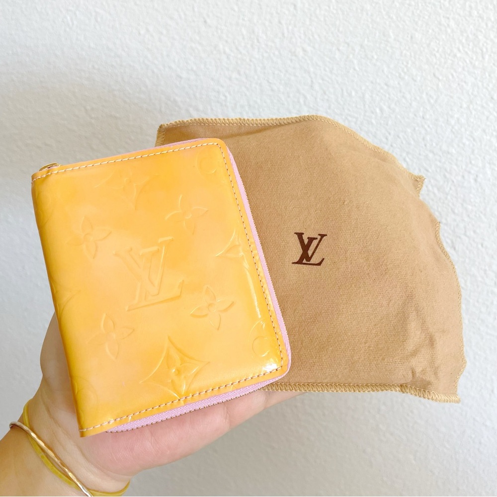 Louis Vuitton Orange Vernis Zippy Compact Wallet